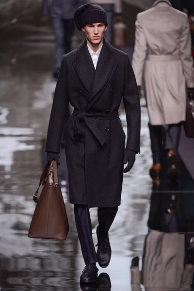 Look 5